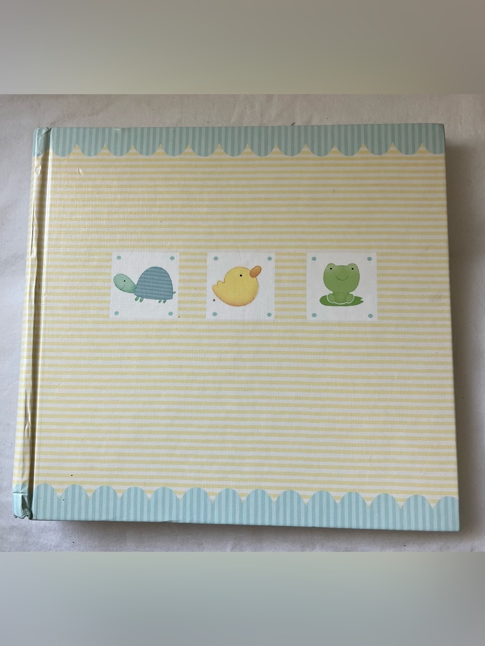 Hallmark Baby Photo Album Unisex Yellow Blue Checks w/Duck Frog Turtle